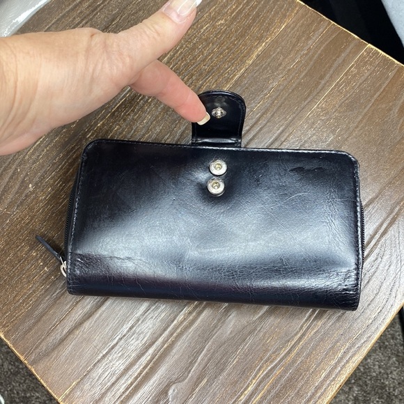 Genuine Leather Wallet - Picture 2 of 9
